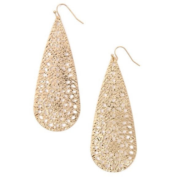 Ciara Earrings - Picture 2 of 5